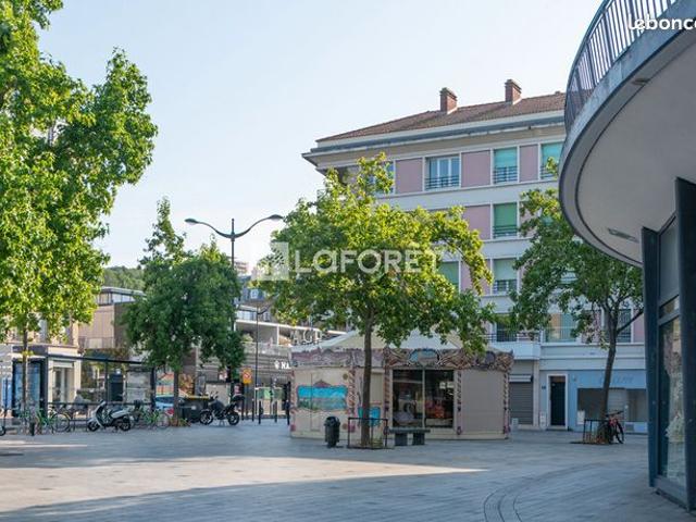 Appartement 4 pièces 87 m²