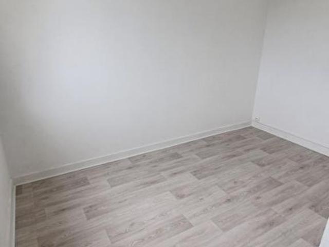 Appartement 4 pièces, 84 m² à louer à Nantes 44300