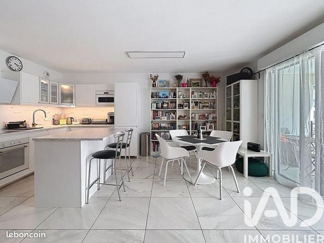 Appartement 4 pièces 84 m²