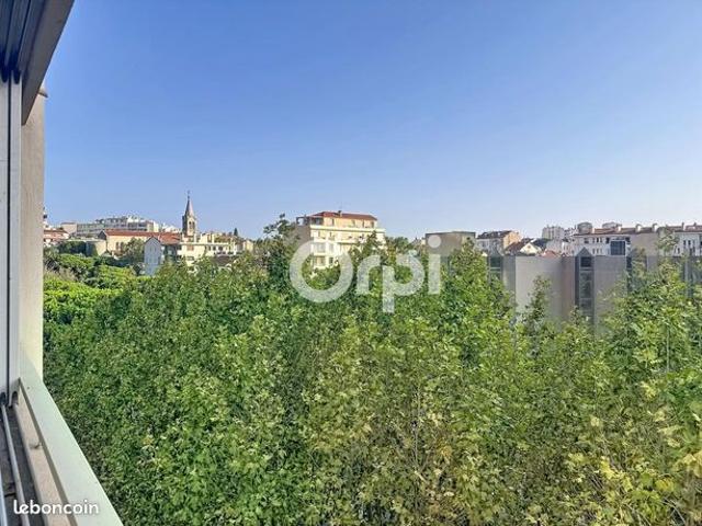 Appartement 4 pièces 84 m²