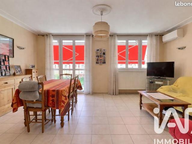 Appartement 4 pièces 84 m²