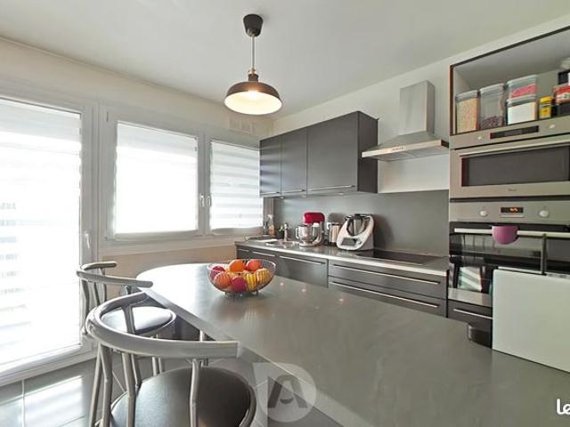 Appartement 4 pièces 84 m²
