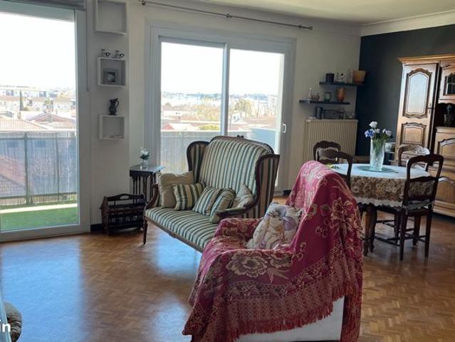 Appartement 4 pièces 84 m²