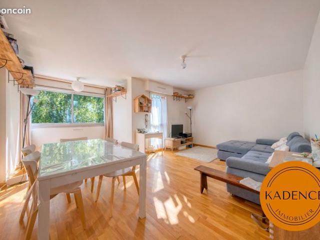 Appartement 4 pièces 84 m²
