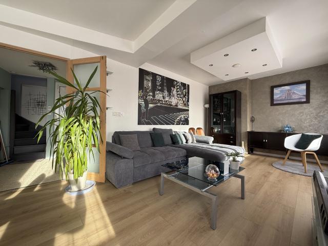 Appartement 4 pièces 84 m²