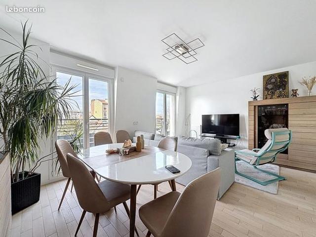 Appartement 4 pièces 84 m²
