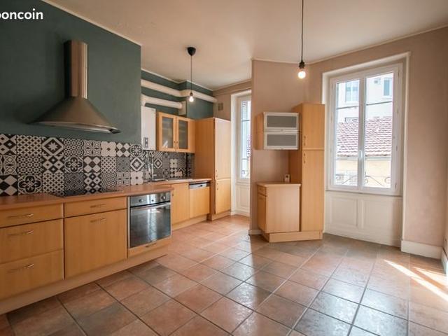 Appartement 4 pièces 84 m²