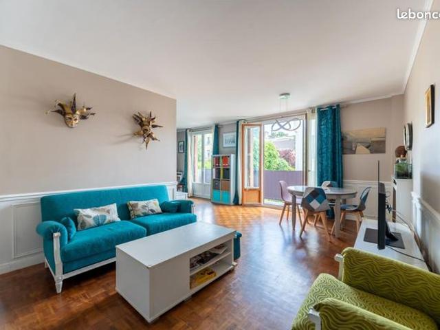 Appartement 4 pièces 84 m²
