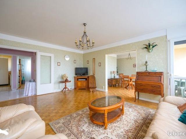 Appartement 4 pièces 84 m²