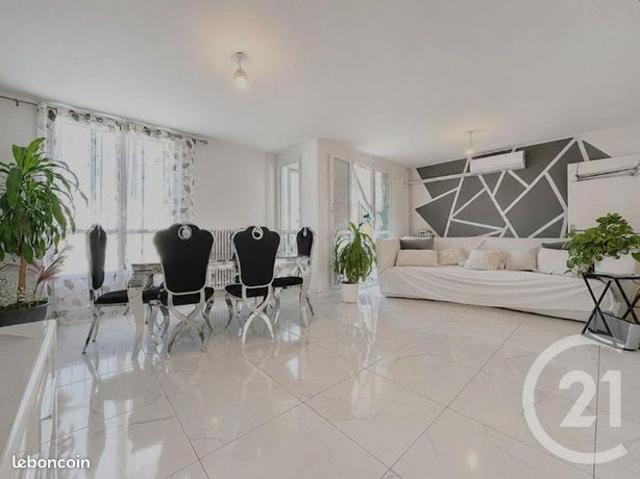 Appartement 4 pièces 84 m²