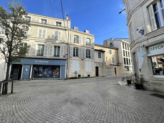 Appartement 4 pièces 84 m²