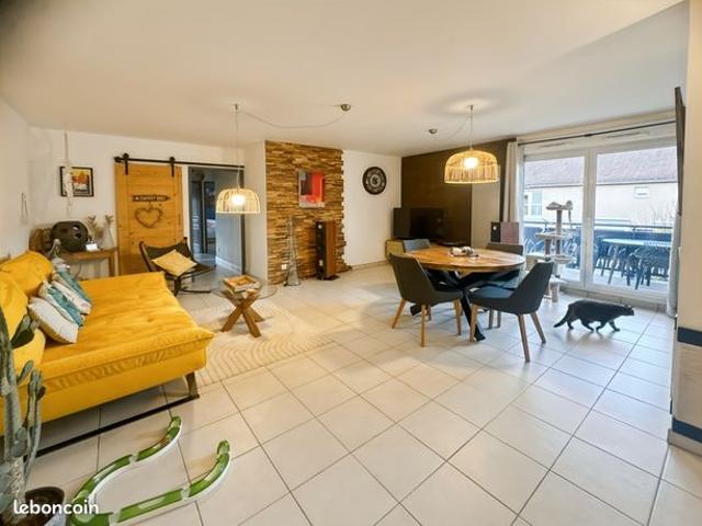 Appartement 4 pièces 84 m²
