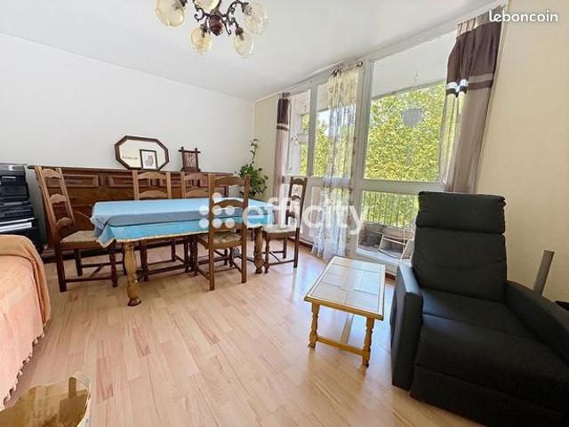 Appartement 4 pièces 84 m²