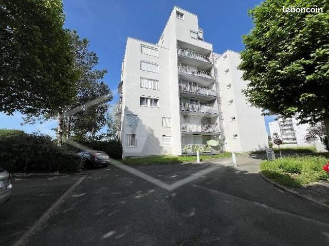 Appartement 4 pièces 84 m²