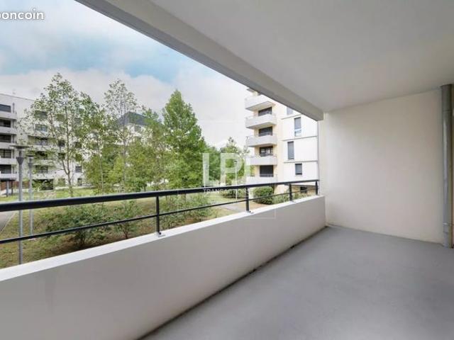 Appartement 4 pièces 84 m²