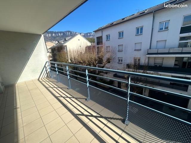 Appartement 4 pièces 84 m²