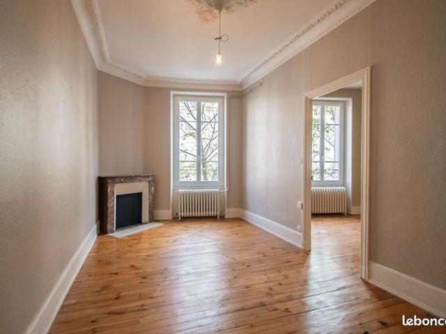 Appartement 4 pièces 84 m²