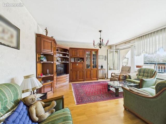 Appartement 4 pièces 84 m²