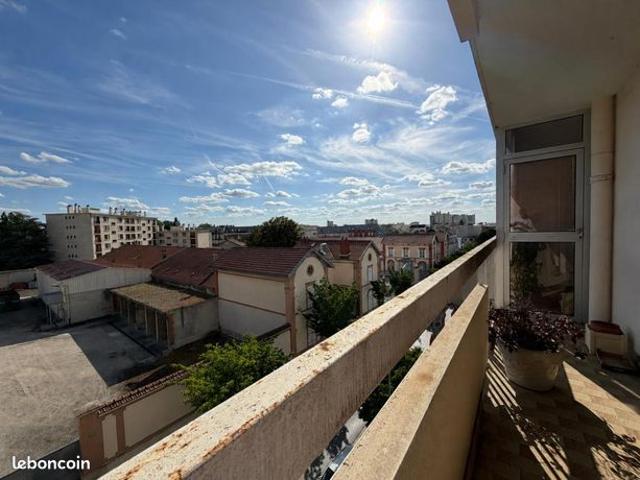 Appartement 4 pièces 84 m²