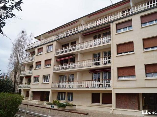 Appartement 4 pièces 84 m²