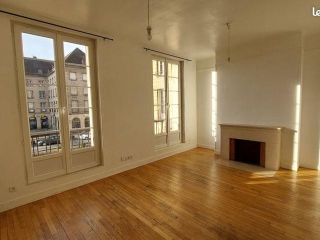 Appartement 4 pièces 84 m²
