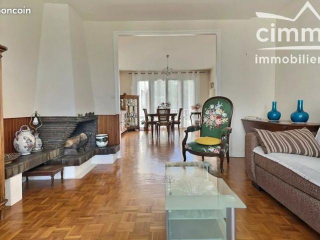 Appartement 4 pièces 84 m²