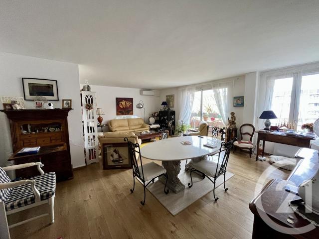 Appartement 4 pièces 84 m²
