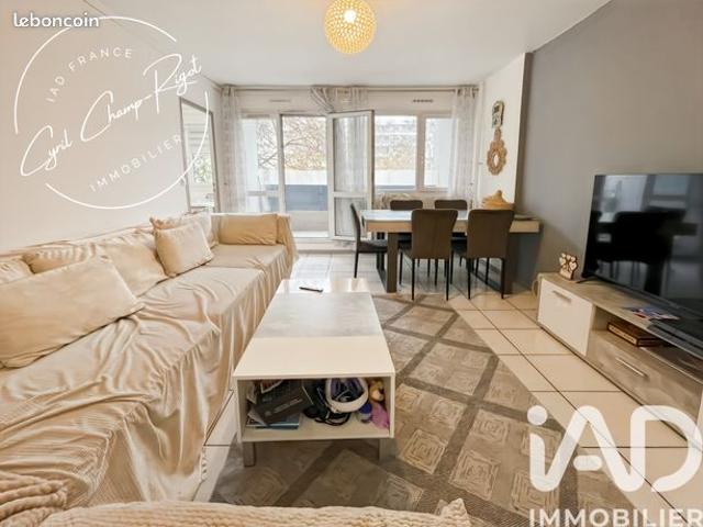 Appartement 4 pièces 84 m²