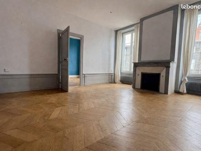 Appartement 4 pièces 84 m²