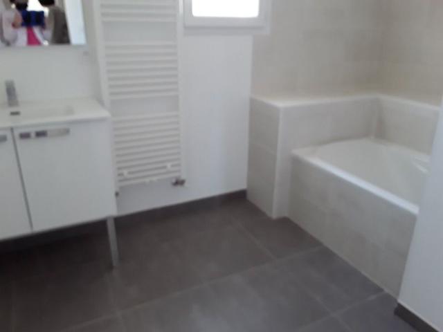 Appartement 4 pièces, 85 m² à louer à Voiron 38500