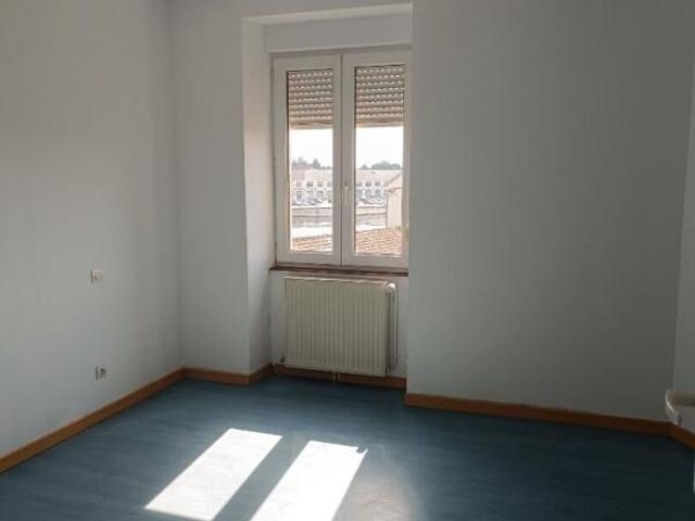Appartement 4 pièces, 85 m² à louer à Gray 70100