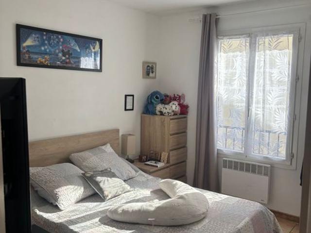Appartement 4 pièces, 85 m² à louer à La Fare les Oliviers 13580
