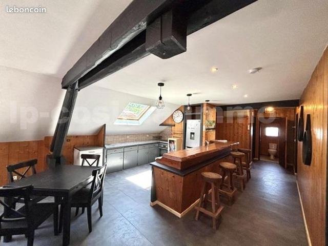 Appartement 4 pièces 85 m²