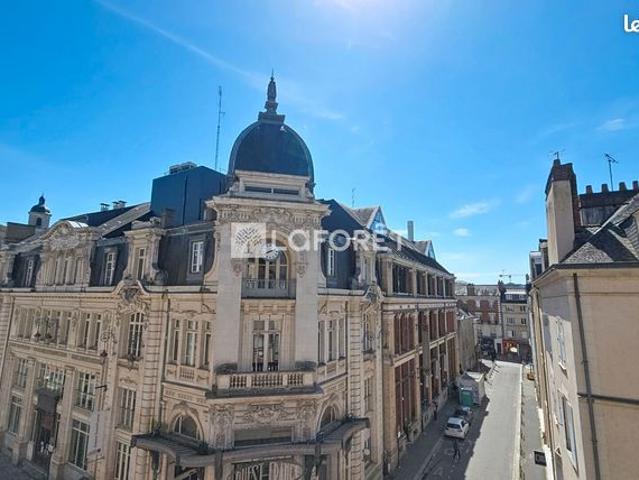 Appartement 4 pièces 85 m²