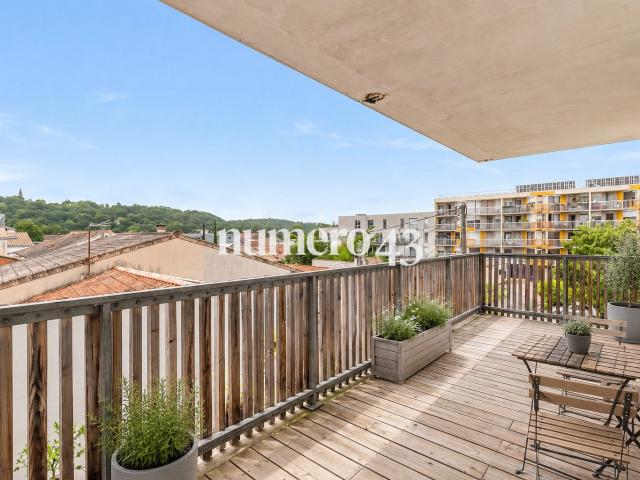 Appartement 4 pièces 85 m²