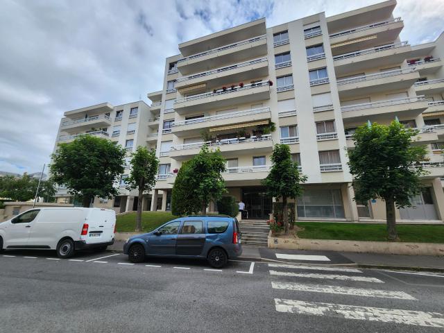 Appartement 4 pièces 85 m²