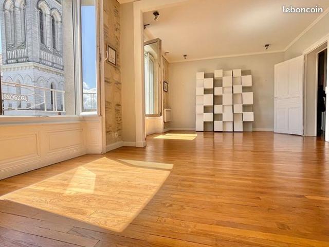Appartement 4 pièces 85 m²