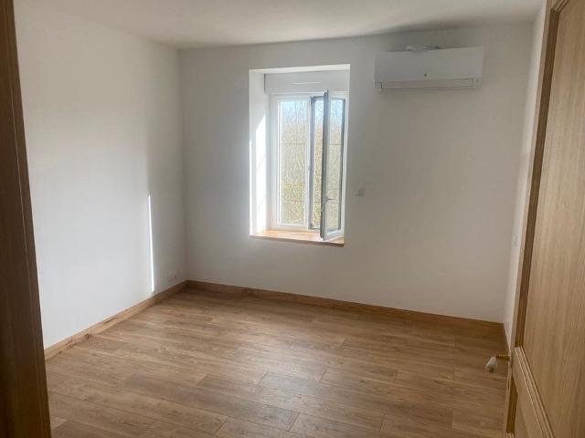Appartement 4 pièces, 86 m² à louer à Treffiagat 29730