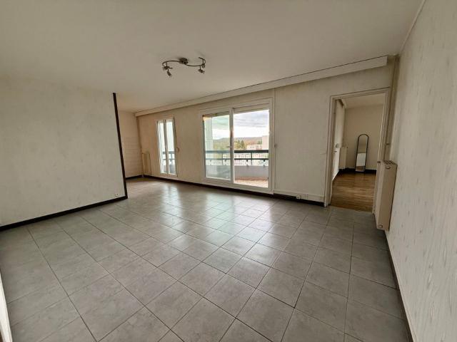 Appartement 4 pièces, 86 m² à louer à Charleville Mézières 08000