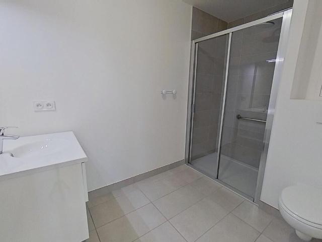 Appartement 4 pièces, 86 m² à louer à Saint Ouen sur Seine 93400