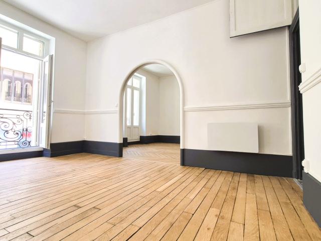 Appartement 5 pièces 85 m²