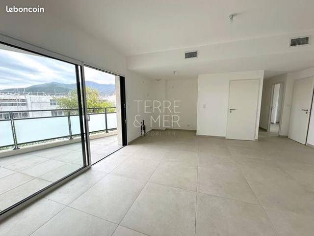 Appartement 4 pièces 86 m²