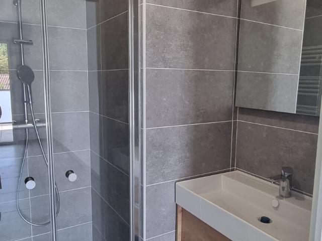 Appartement 4 pièces, 88 m² à louer à Aix en Provence 13100