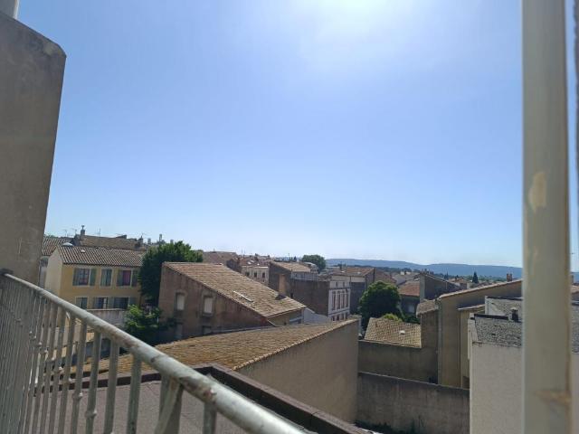 Appartement 4 pièces, 88 m² à louer à Narbonne 11100