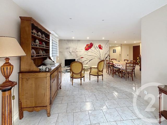 Appartement 4 pièces 89 m²