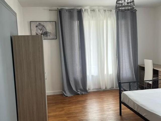 Appartement 4 pièces, 93 m² à louer à Grenoble 38000