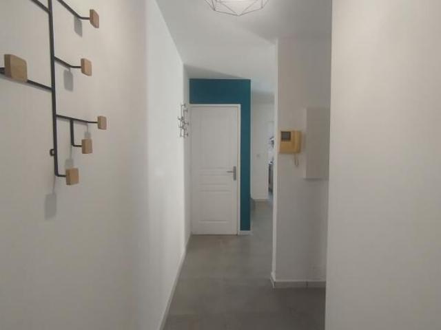 Appartement 4 pièces, 93 m² à louer à Saint Denis 97490
