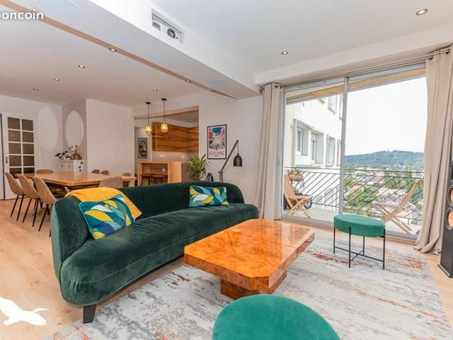 Appartement 4 pièces 93 m²