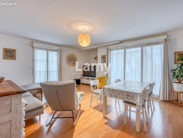 Appartement 4 pièces 93 m²