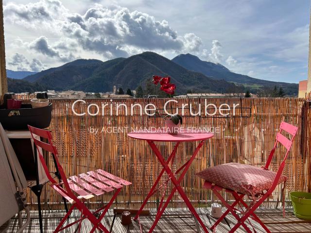 Appartement 4 pièces 93 m²